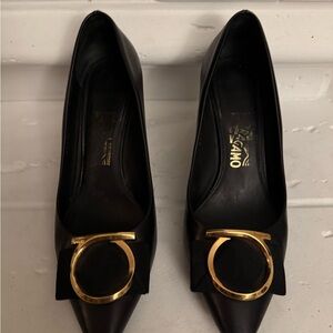 Salvatore Ferragamo Ezia Leather Black Pump Heel 9.5